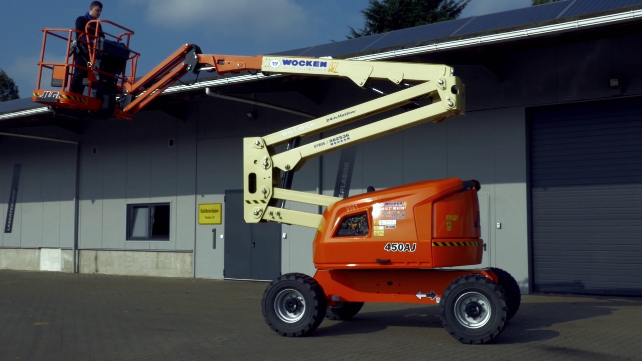 Einweisung - Selbstfahrende Arbeitsbühne 16m, Typ JLG 450AJ