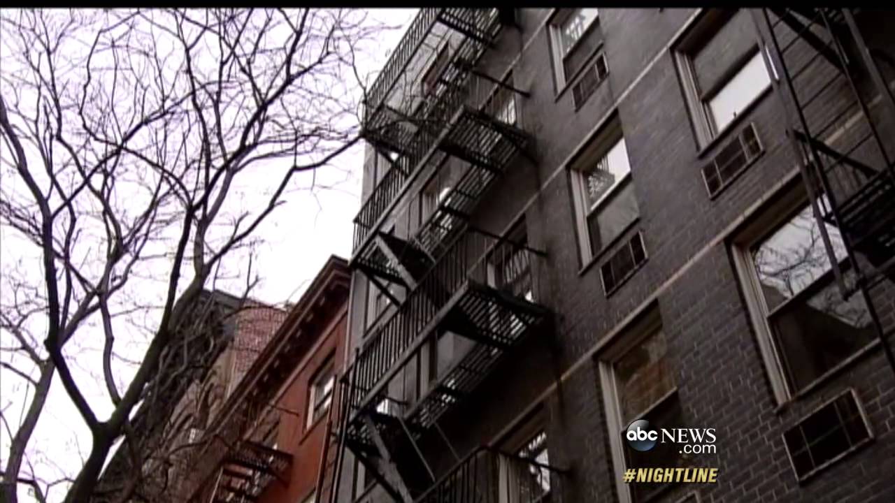 Homeowners Outsmart Burglars with App, Hidden Cameras