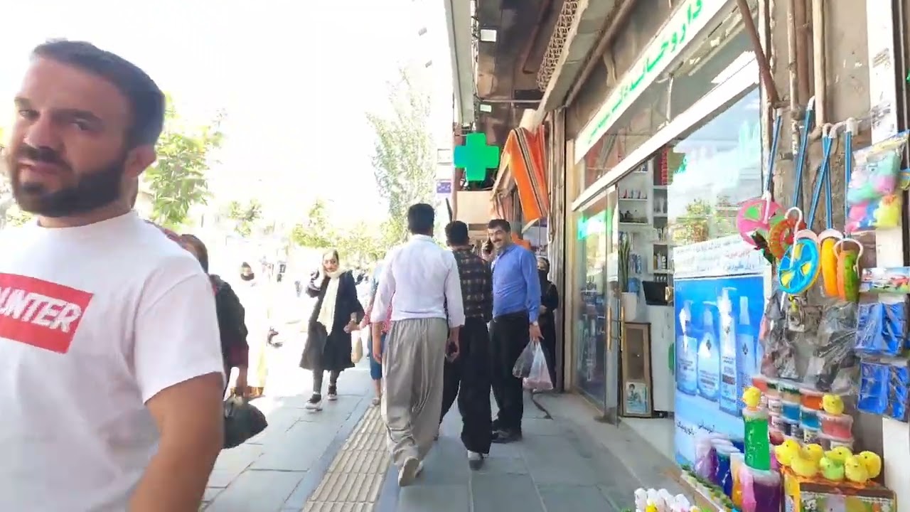 Walking in Iran Kurdistan 2022.Sanandaj City