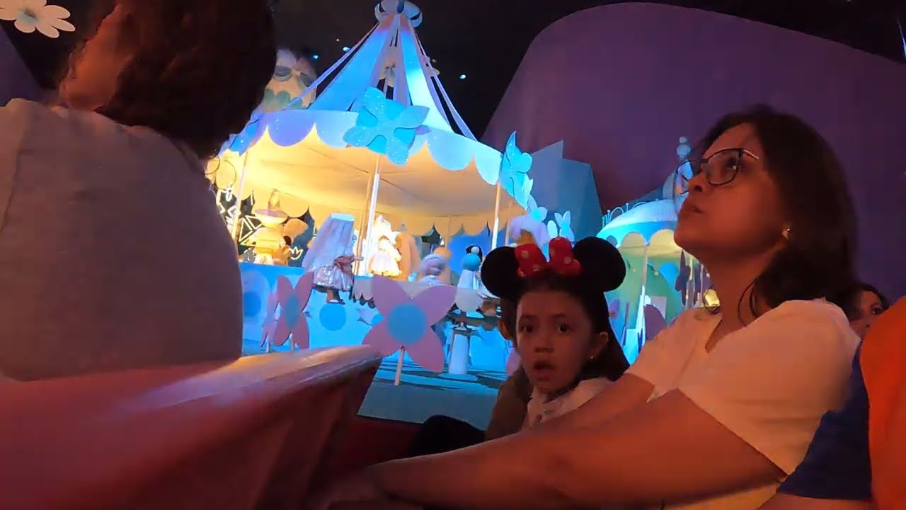 Volta no It's a Small World - parte 1