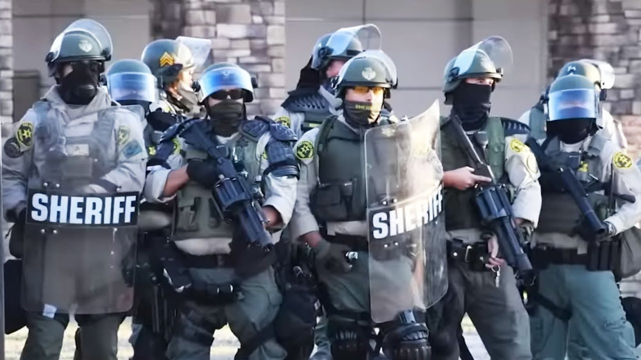 REPORT: Several Gangs Run The Sheriff's Department In Los Angeles