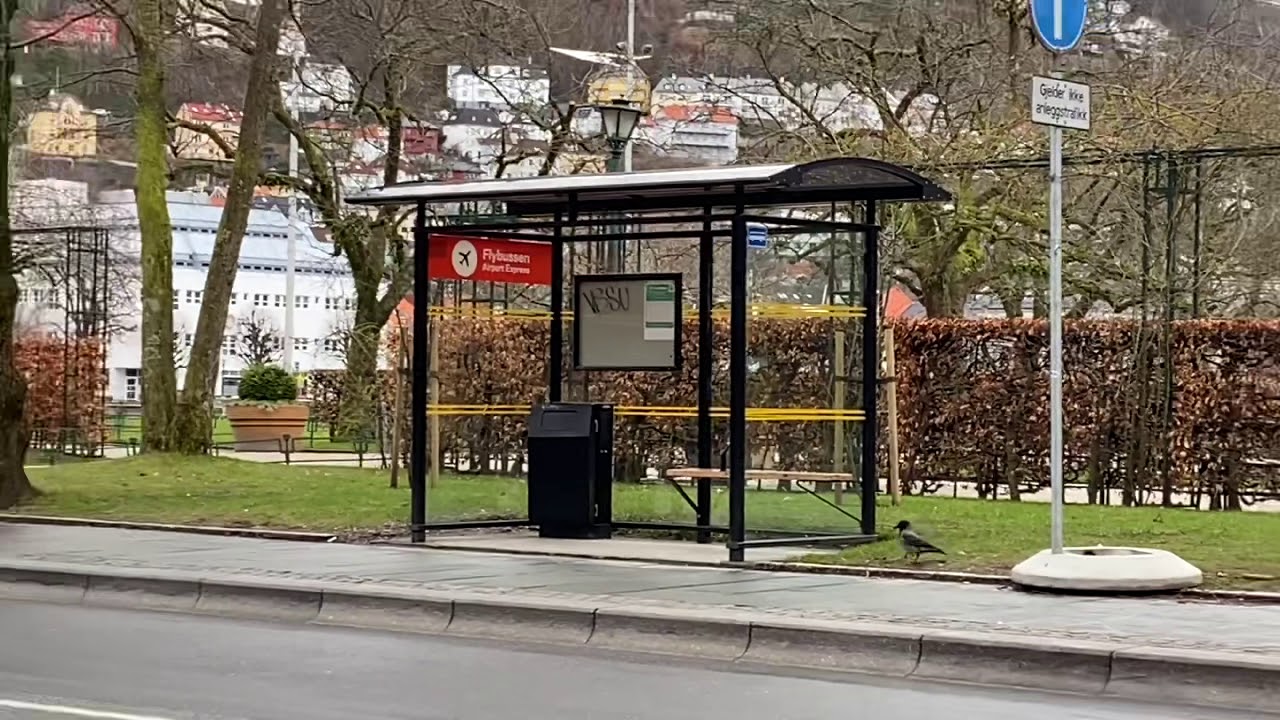 Bergen shuttle bus at Festplassen to Bergen Airport
