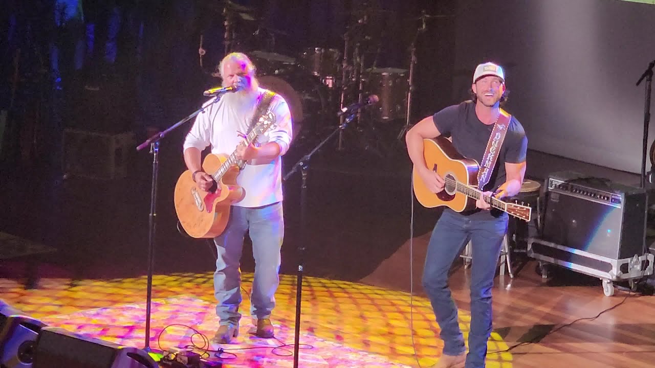 Jamey Johnson & Riley Green - 