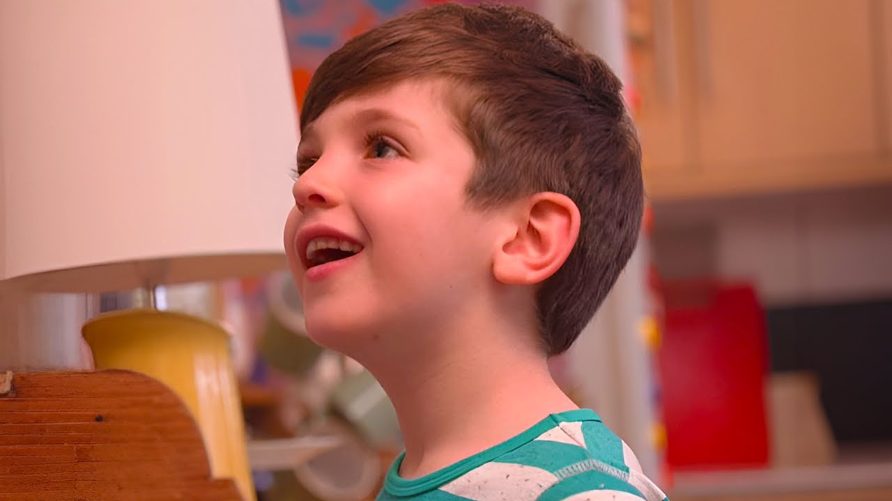 GRANDMA COMES TO VISIT! 👵 😆 🐶 | TOPSY & TIM | WildBrain Kids