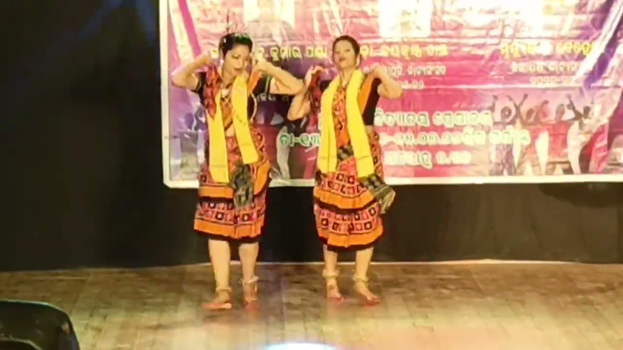 Duet dance by Niharika & Lipsa || 1st prize || #sambalpuri