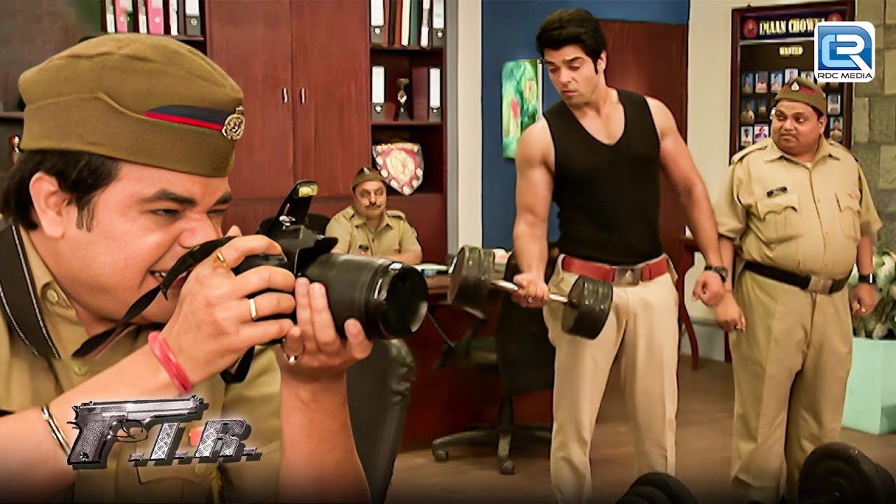 पुलिस स्टेशन में हो रहा है फोटो शूट | F.I.R | Latest Full Episode 2026