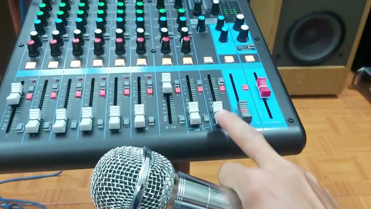Mixer Yamaha MG12XU