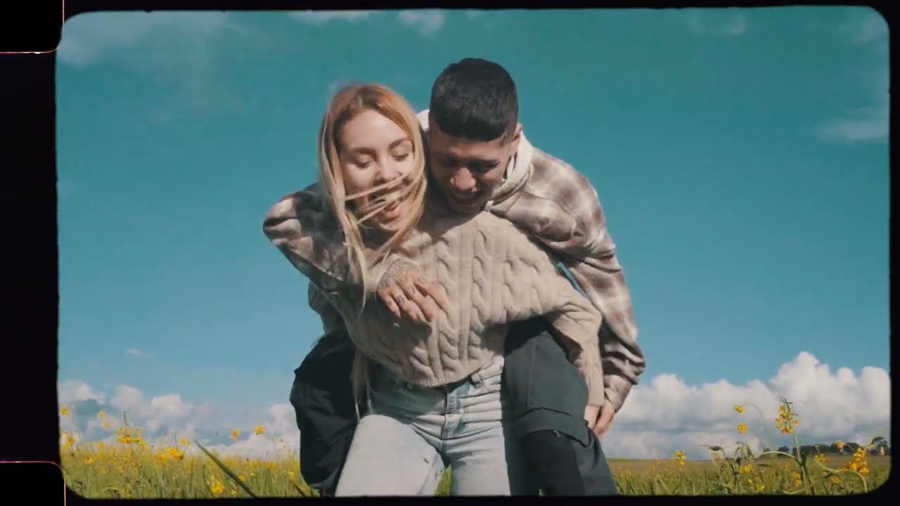 Santa Fe Klan - Ser&aacute;n Tus Ojos (Video Oficial)
