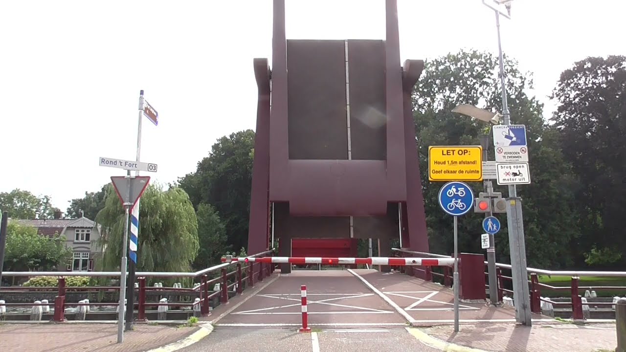 Brugopening Rijnhuizerbrug Nieuwegein Ophaalbrug Drawbridge/ Pont-levis/ Klappbrücke