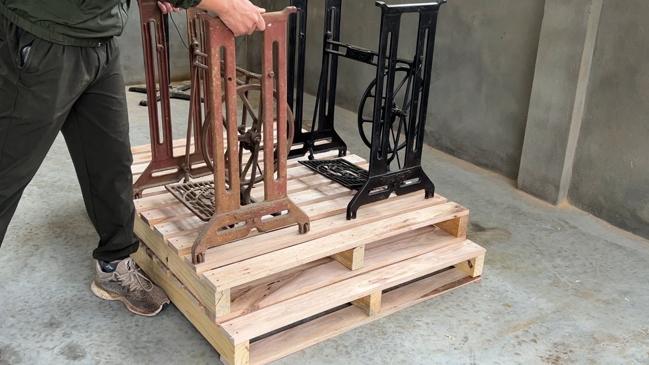 Recycled Pallet Project Ideas // Build Sofa Sets From Pallets With Old Sewing Machine Base