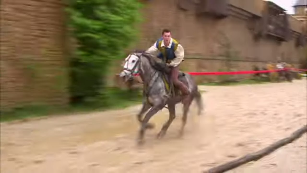 Puy du Fou : Les secrets du parc d'attraction préféré des français
