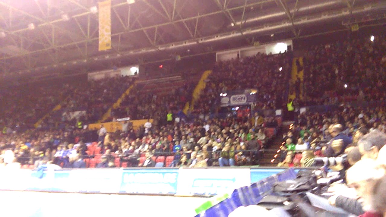BETIS ENERG&Iacute;A PLUS vs REAL MADRID | Himno