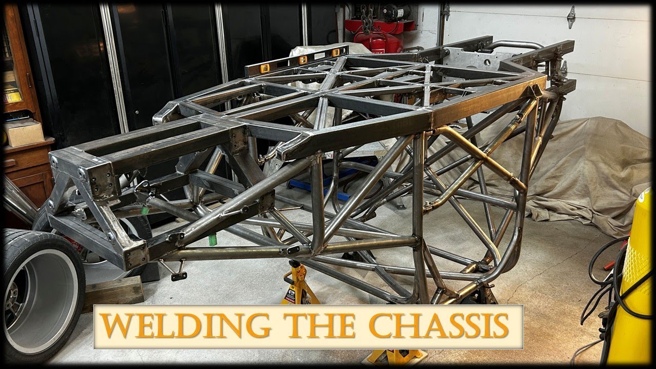 '37 Chevy Race Rod - Welding the Chassis (19)