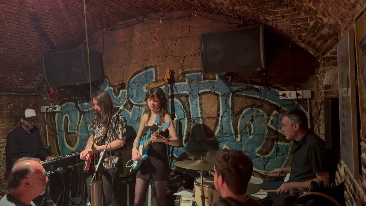 Sanpa Trío feat Lusi Vaquero - Stumble