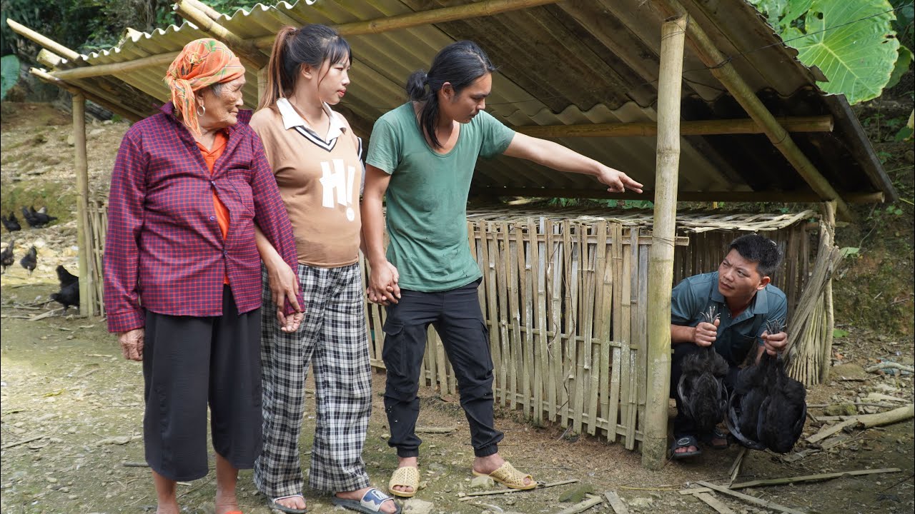 Evil brother breaks into the farm to steal chickens, makes spring rolls with his wife, farm life
