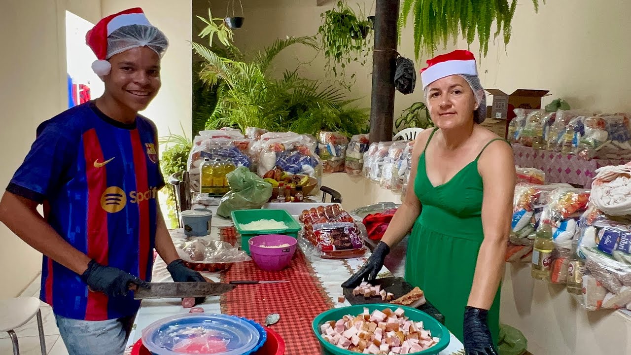 FIZEMOS UMA FEIJOADA PARA O NOSSO NATAL SOLIDÁRIO DA COMUNIDADE OLHO DÁGUA