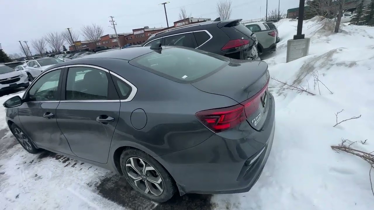 2020 ￼Kia forte EX