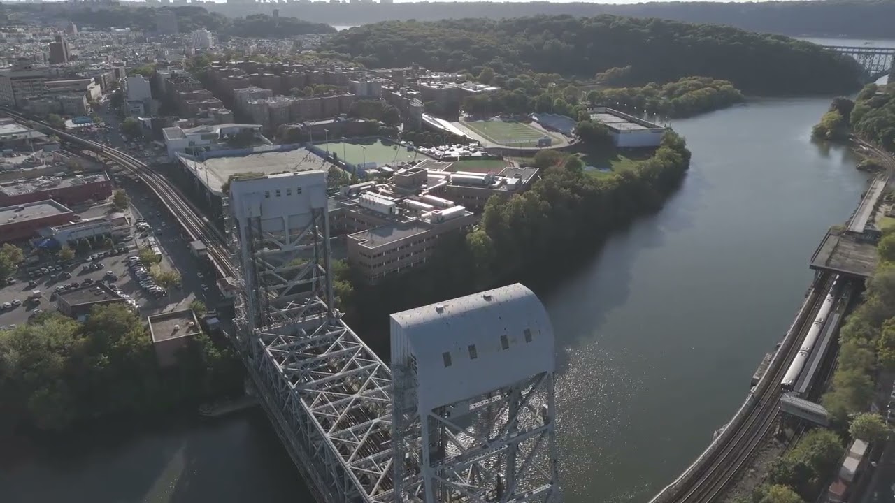 Manhattan, Dyckman Heights, Inwood. Across the water is Kingsbridge, The Bronx. New York City