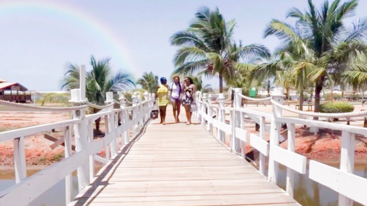 Exploring Ghana's Stunning Bojo Beach in 360&deg;!
