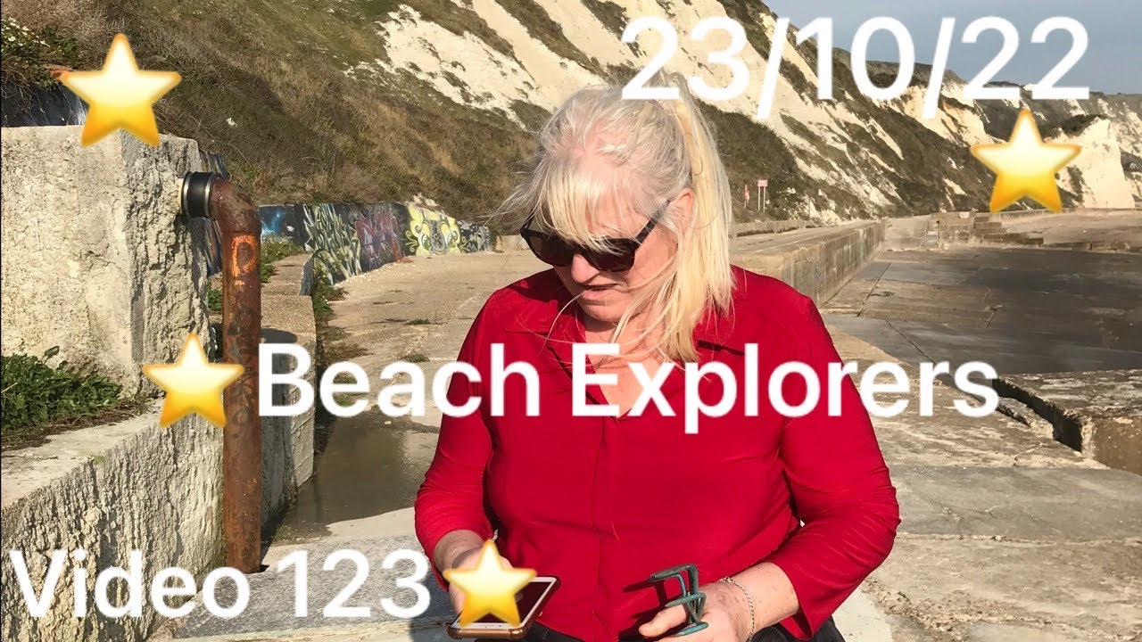 Mudlarking with the Kentish Mudlarks video 123, Beach -Cliff exploring 23/10/2022