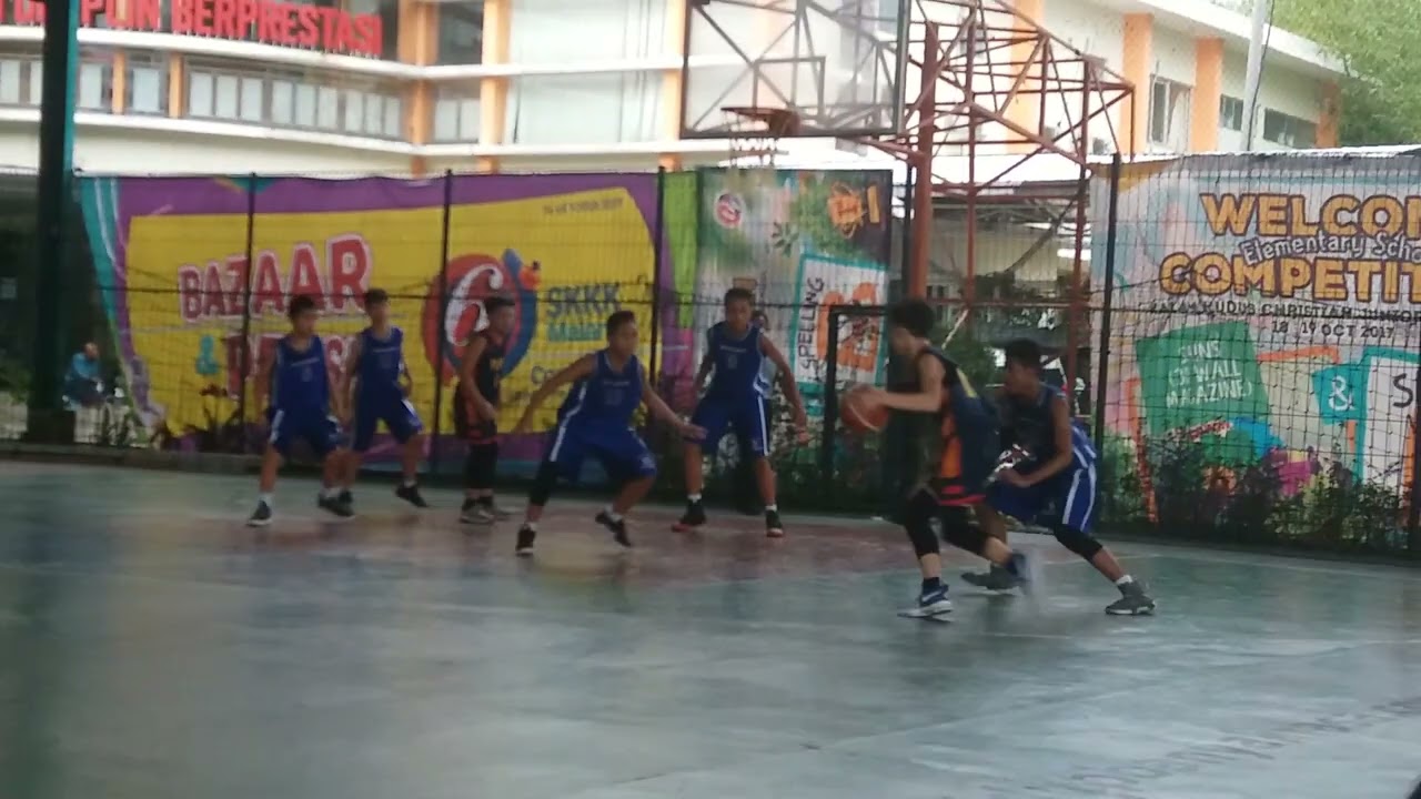 FINAL KKBC 2017 - SMP Charis National Academy Vs SMP Kosayu 2 Malang
