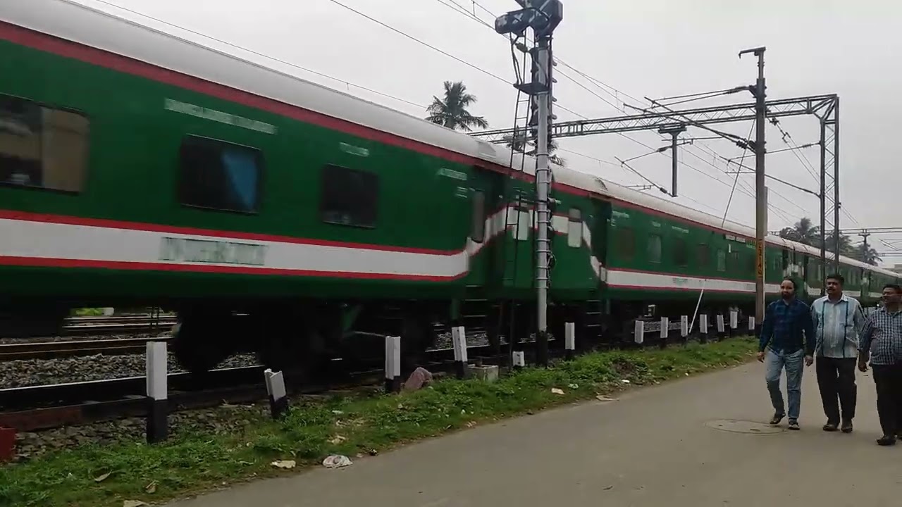 Dhaka-Kolkata Maitree express ( BR RAKE )