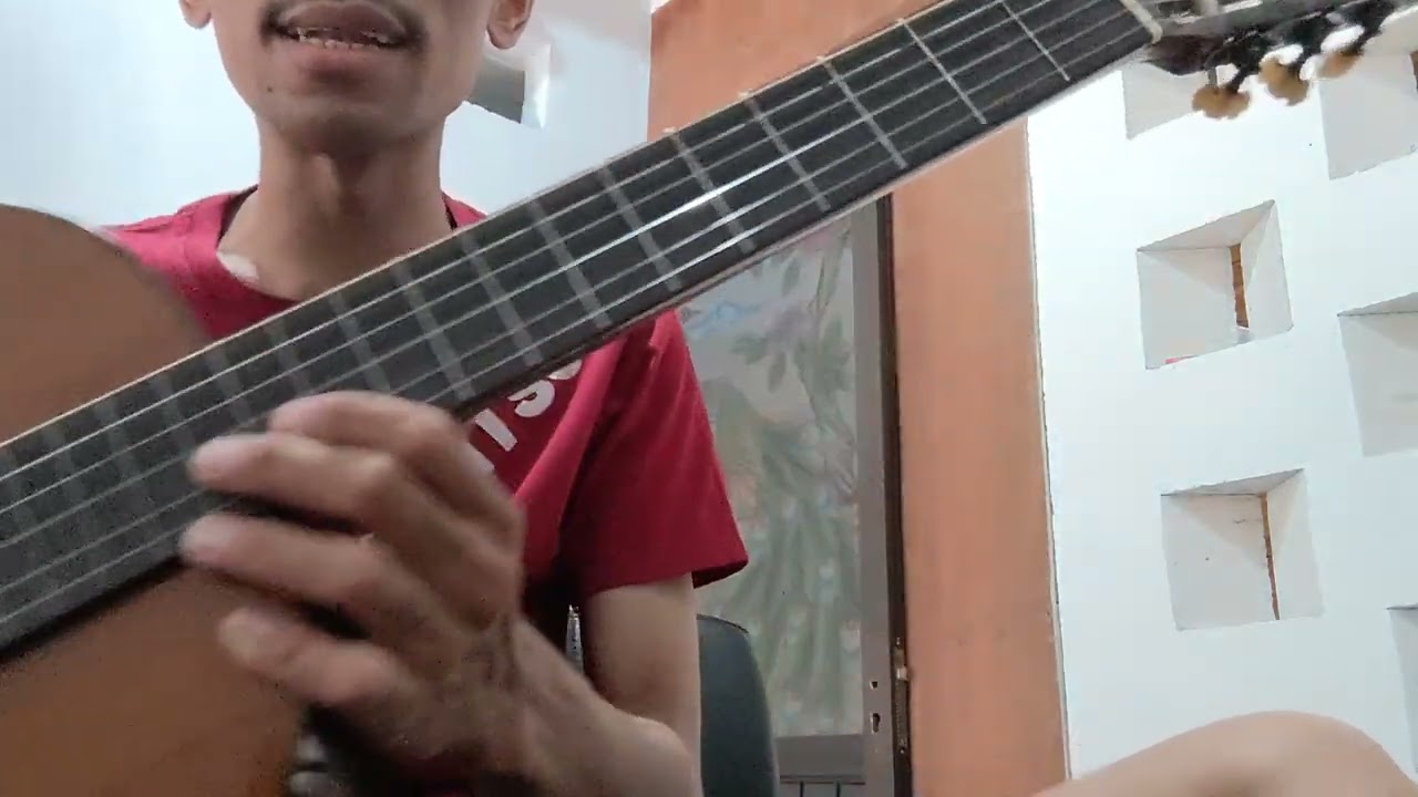 Yamaha CG120 vs Yamaha G225