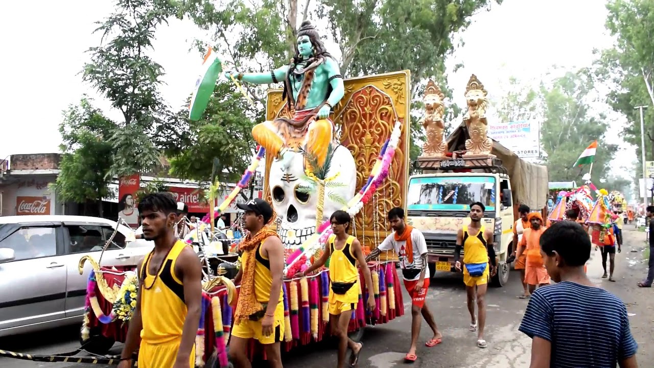 Bhole Chale Kawad Lekar ॐ नमः शिवाय {Kawad Yatra Haridwar 2019}