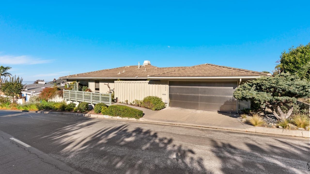 1289 Skyline Dr, Laguna Beach, CA
