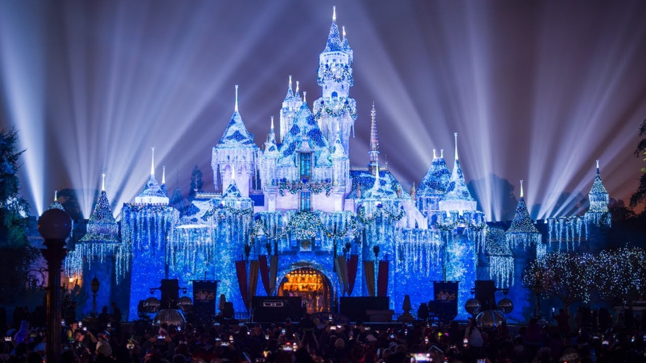 Disneyland Christmas Time Full Walkthrough 2025