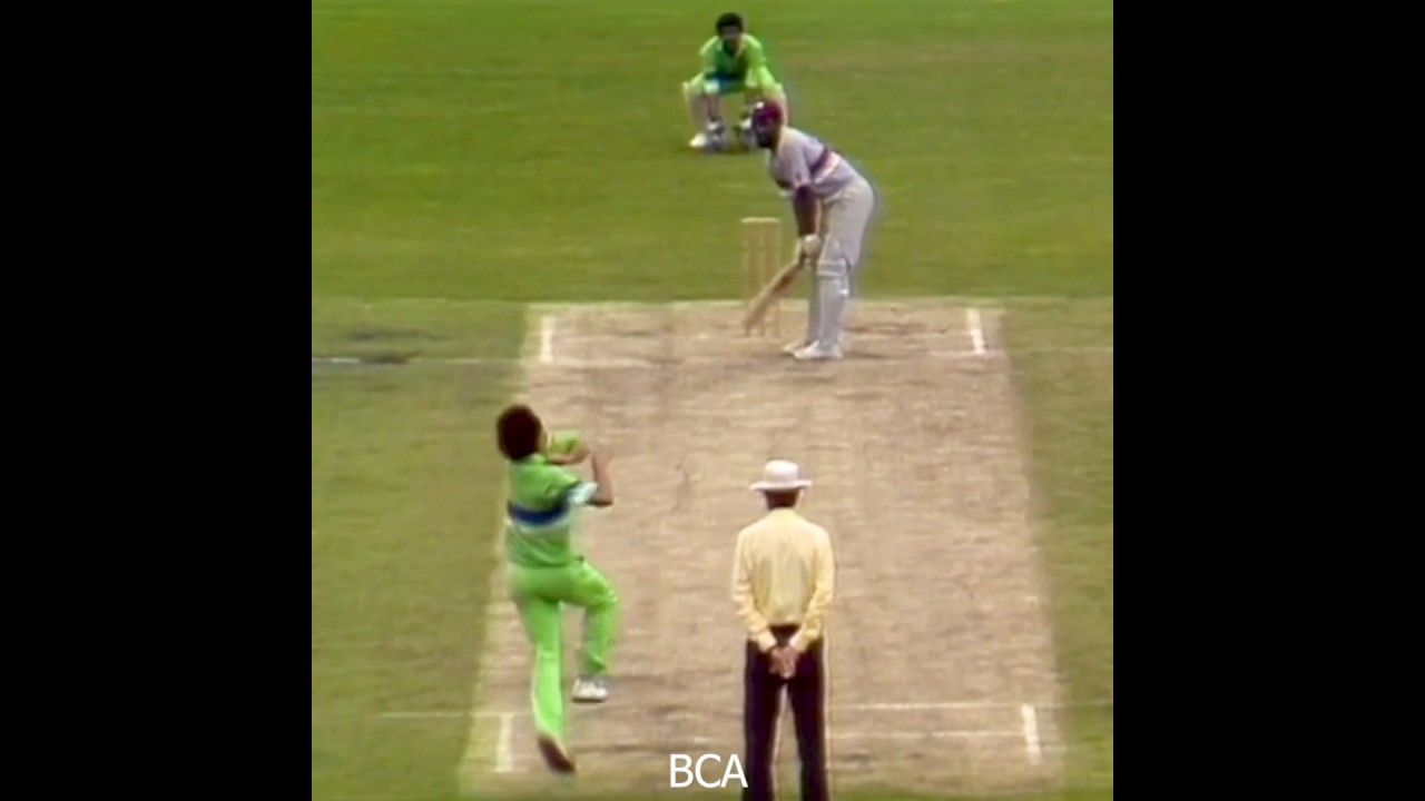 Imran Khan Vs Viv Richards - Great Battle Between Two Amazing Players