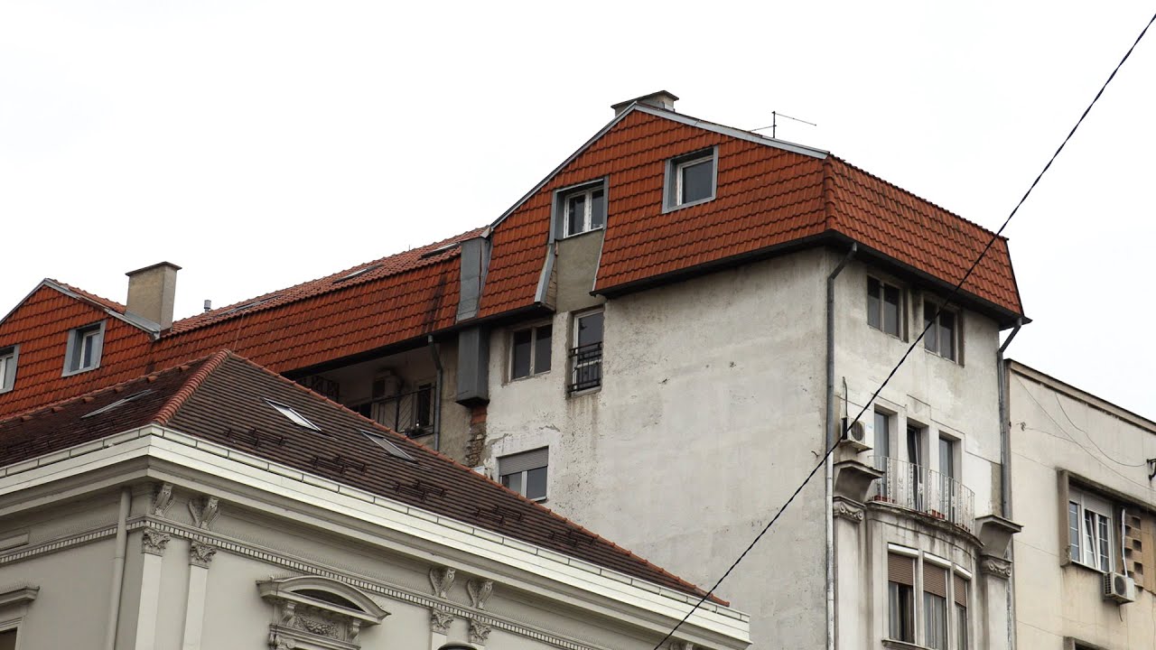 Kaluđerica u centru Beograda - Divlja gradnja cveta