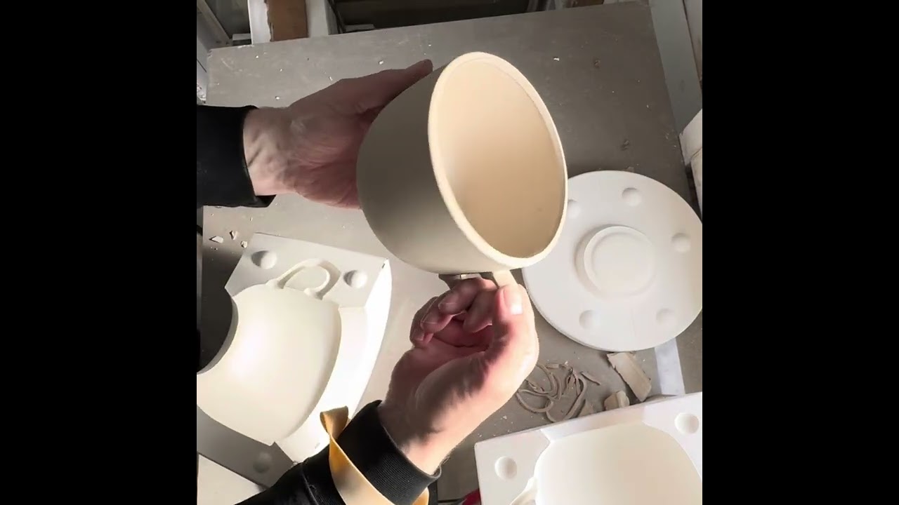 Slip casting the mega mug plaster mould 