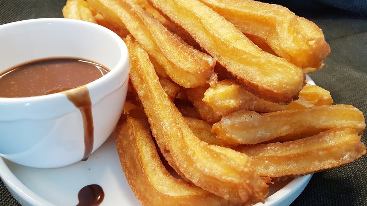 Churros czyli hiszpańskie pączki z sosem czekoladowym🤎