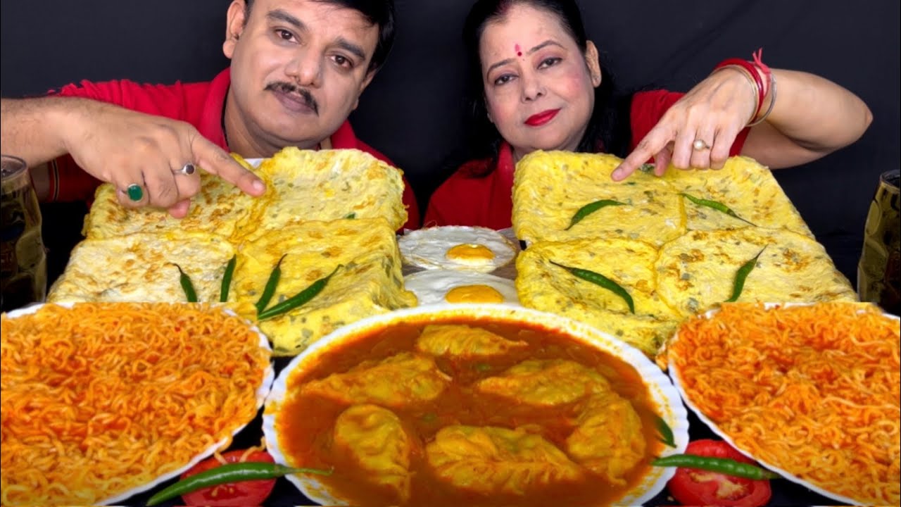 SPICY🔥JHOL MOMOS CHILLI GARLIC NOODLES SUNNY SIDE UP EGG EATING CHALLENGE|NOODLES MUKBANG|MOMOS#food