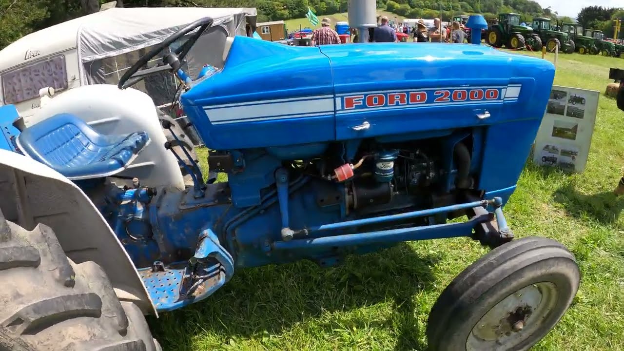 1971 Ford 2000 2.6 Litre 3-Cyl Diesel Tractor (36HP)