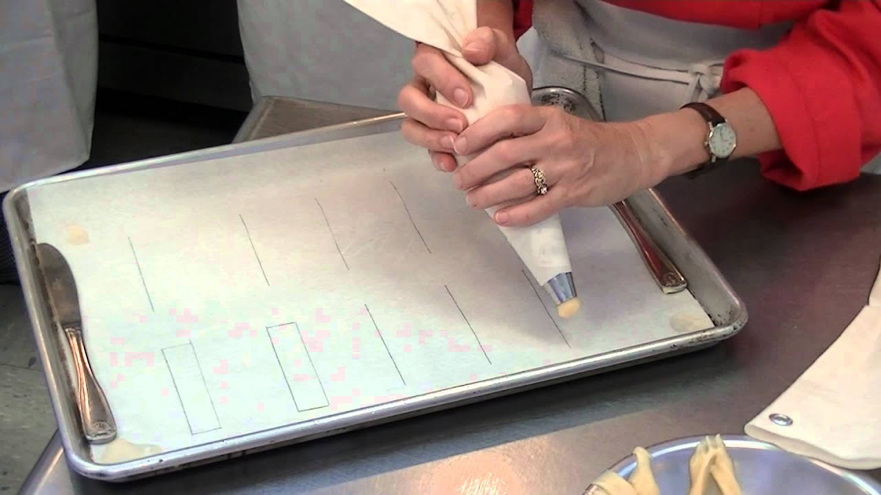 Pate A Choux Piping