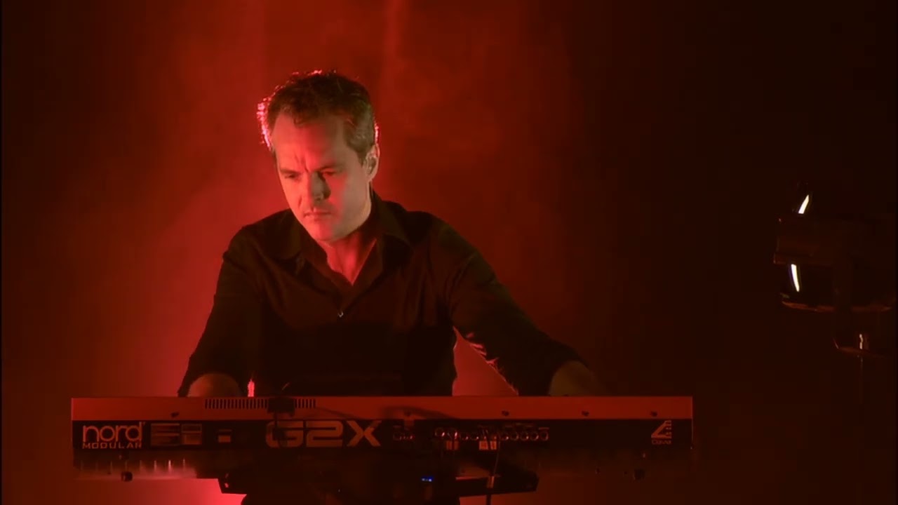 Schiller - Klangwelten Live (Aus Dem Ballhaus Neue Welt) [AI Upscaled]