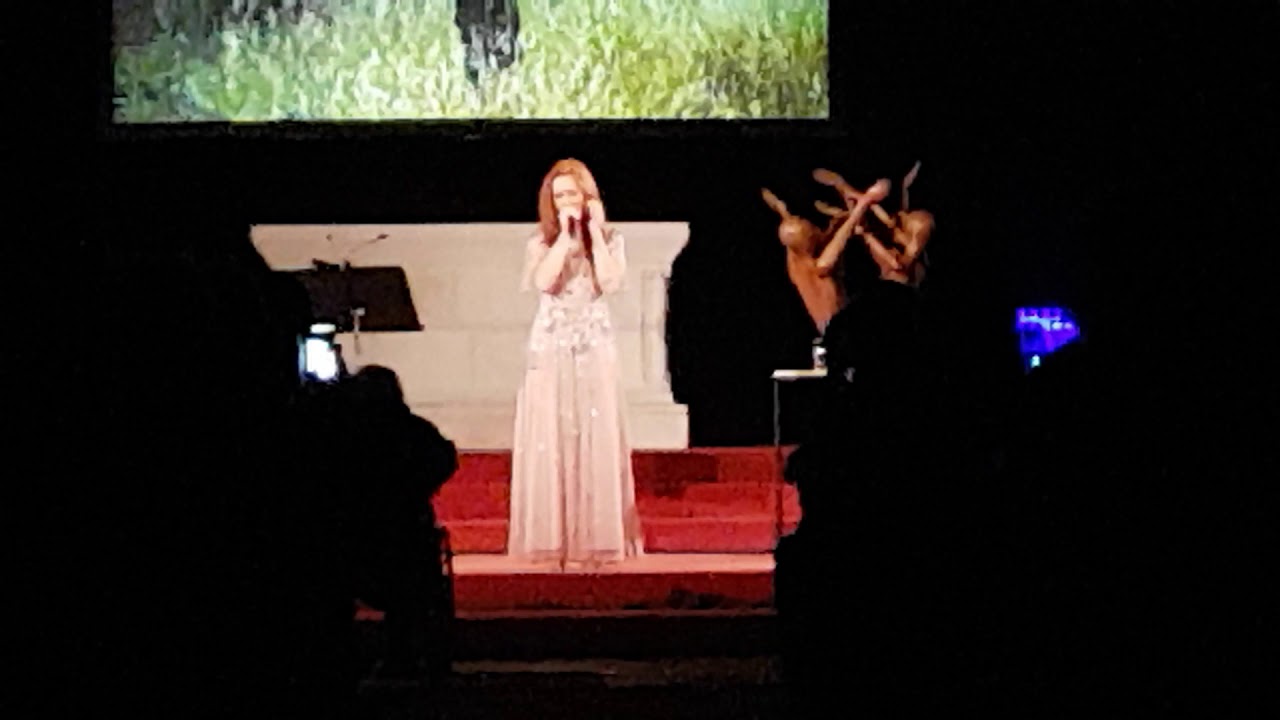 Natasha St-Pier - Notre Père (Glorious) - Cathédrale de Poitiers 25/05/2019