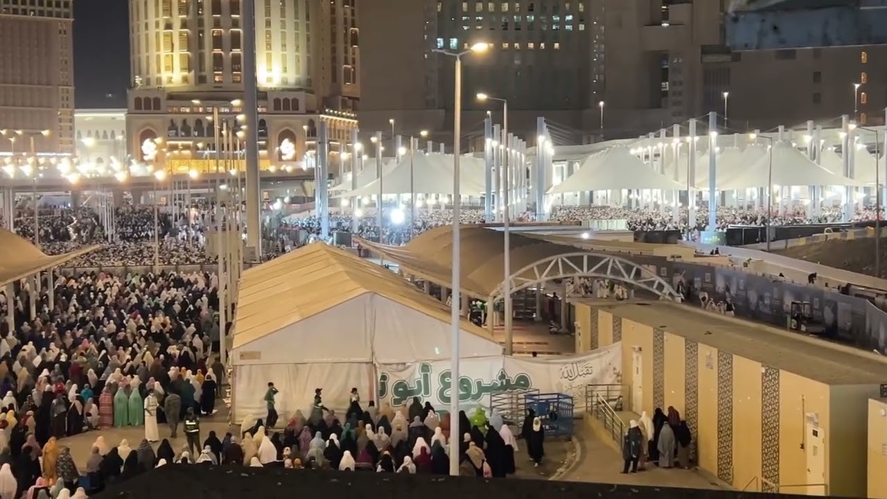 الشيخ بدر التركي يفاجئ الناس بقراته الافضل ف صلاة العشاء ١٤/ رمضان 