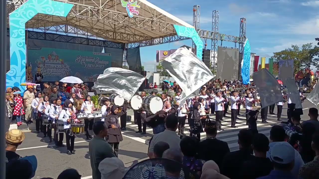 Drumband Syimphonia Tingang Tabela | Karnaval FBIM 2025 | Dinas Pendidikan Kalteng