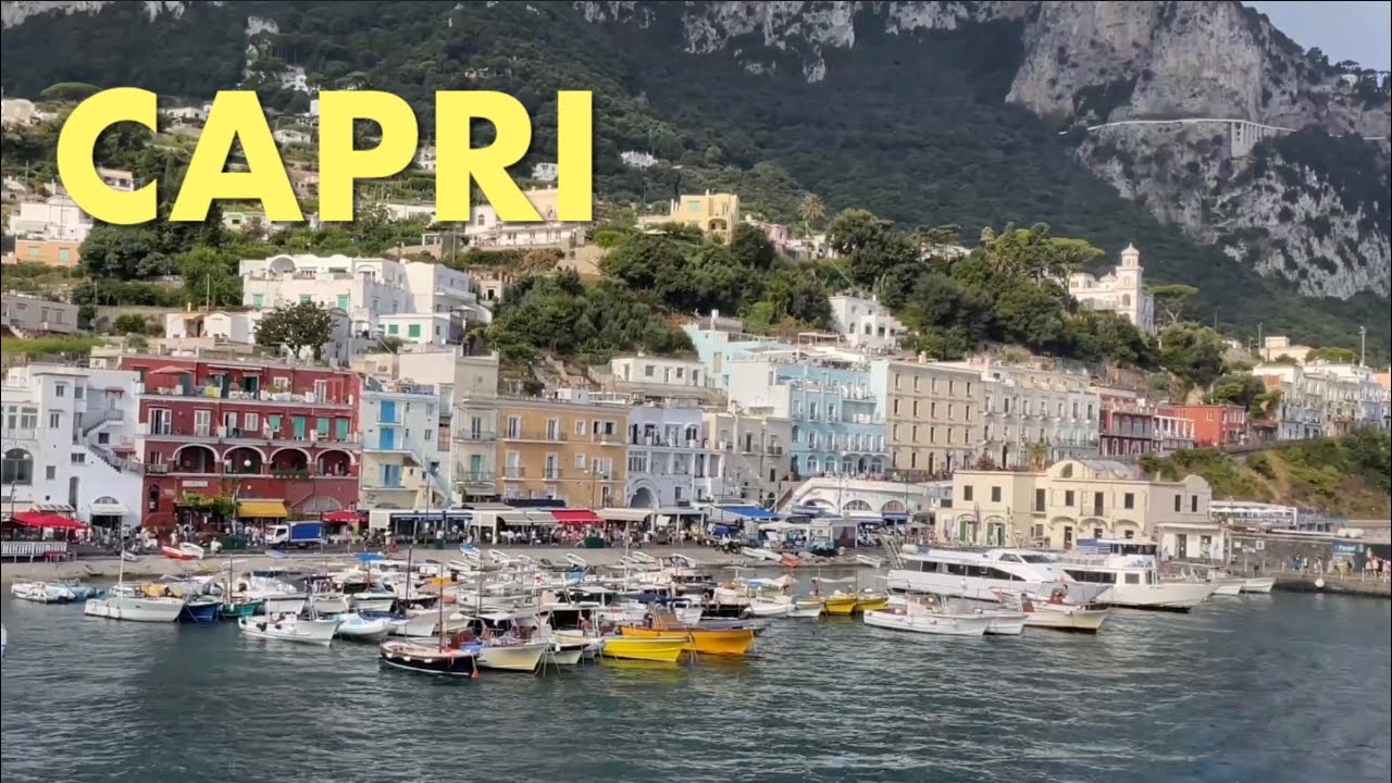 CAPRI, ITALY - quick trip around the island. Szybka podróż po cudnej wyspie, ale tłumy turystów 4K