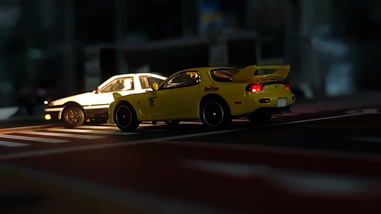 V2 Weekly Ep44 1.64 with LIGHTS! Initial D Series by Hobby Japan. Mind Blown!