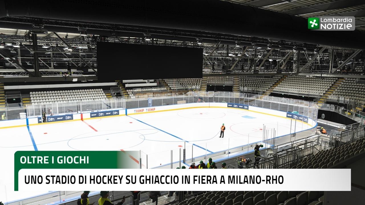 Uno stadio di Hockey su ghiaccio in Fiera a Milano-Rho