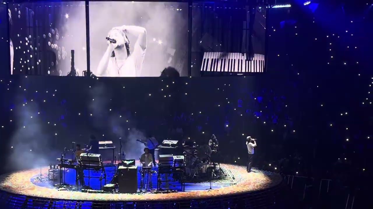 Tame Impala Performs &ldquo;Yes I&rsquo;m Changing&rdquo; LIVE at Barclays Center 10.28.25 Brooklyn, New York