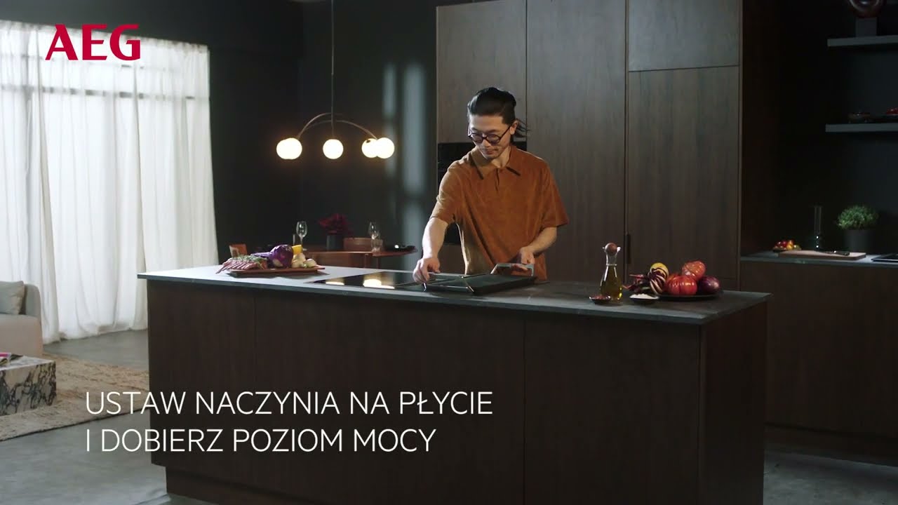 Jak korzystać z płyty z okapem kuchennym? Płyta indukcyjna 6000 Bridge z okapem