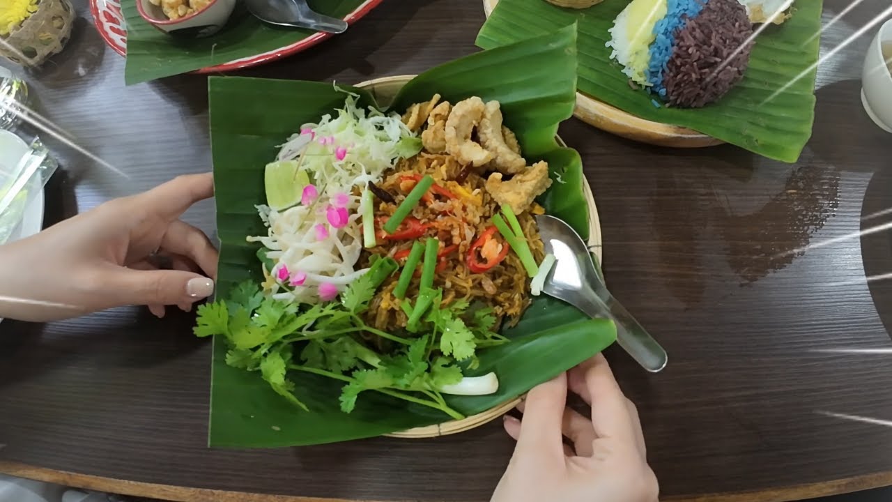 Charming Cafe Experience in Chiang Mai Thailand Mai Huen 60 Doi Chaang Coffee ไม้เฮือน60 คาเฟ่