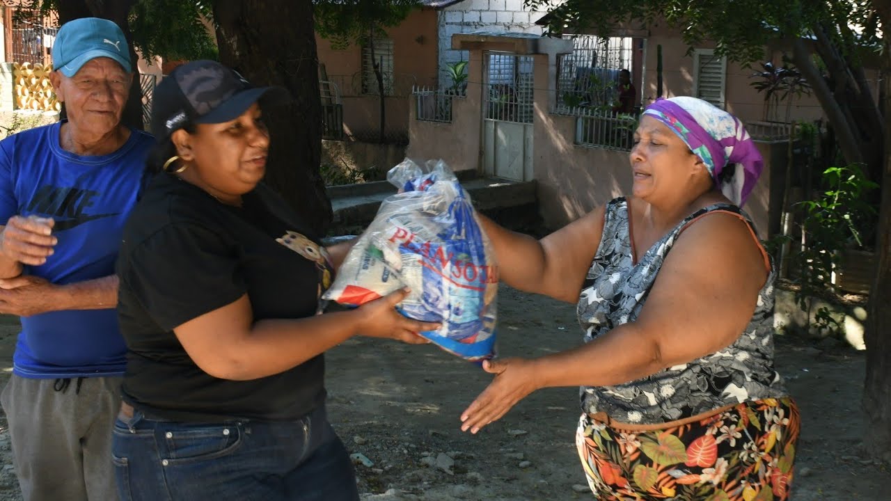 Entrega de Raciones crudas en Las Matas de Farfan #dasac 