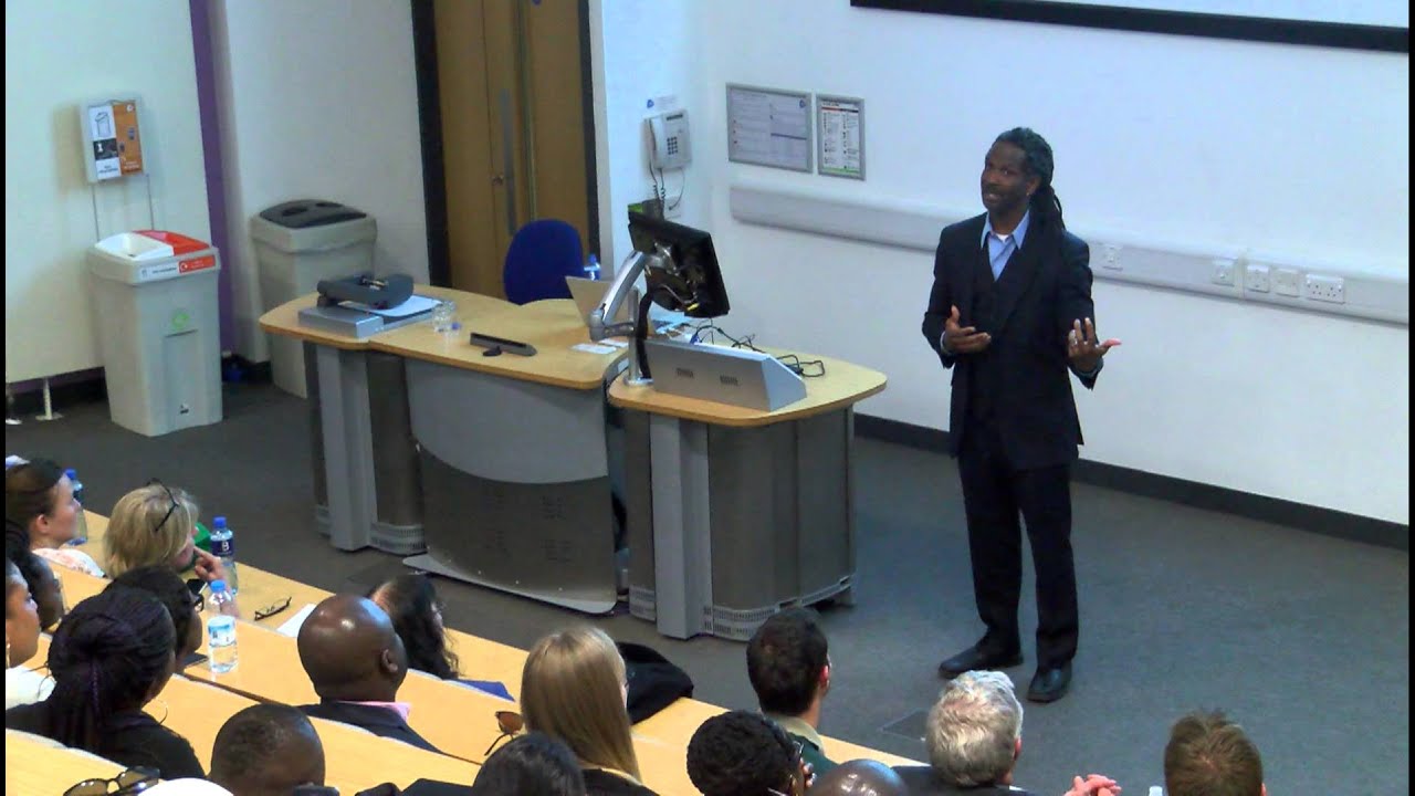 Dr Carl Hart