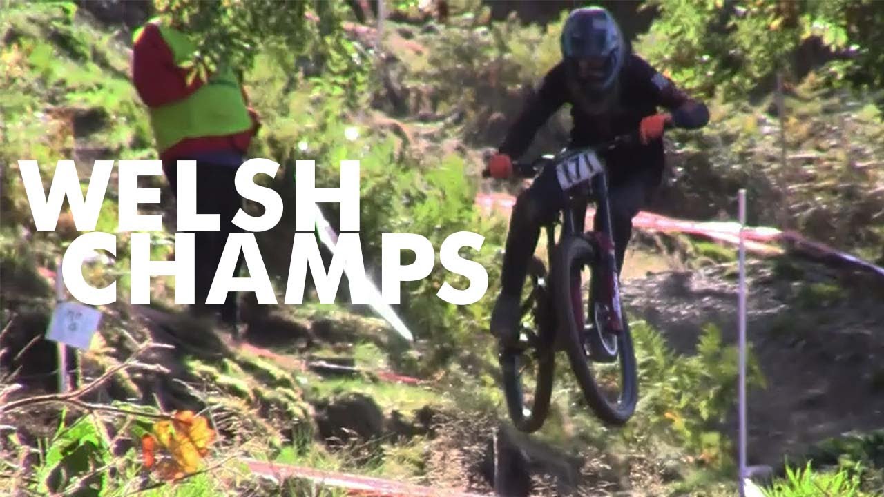 LLANGOLLEN DOWNHILL | RACE SHREDDIT